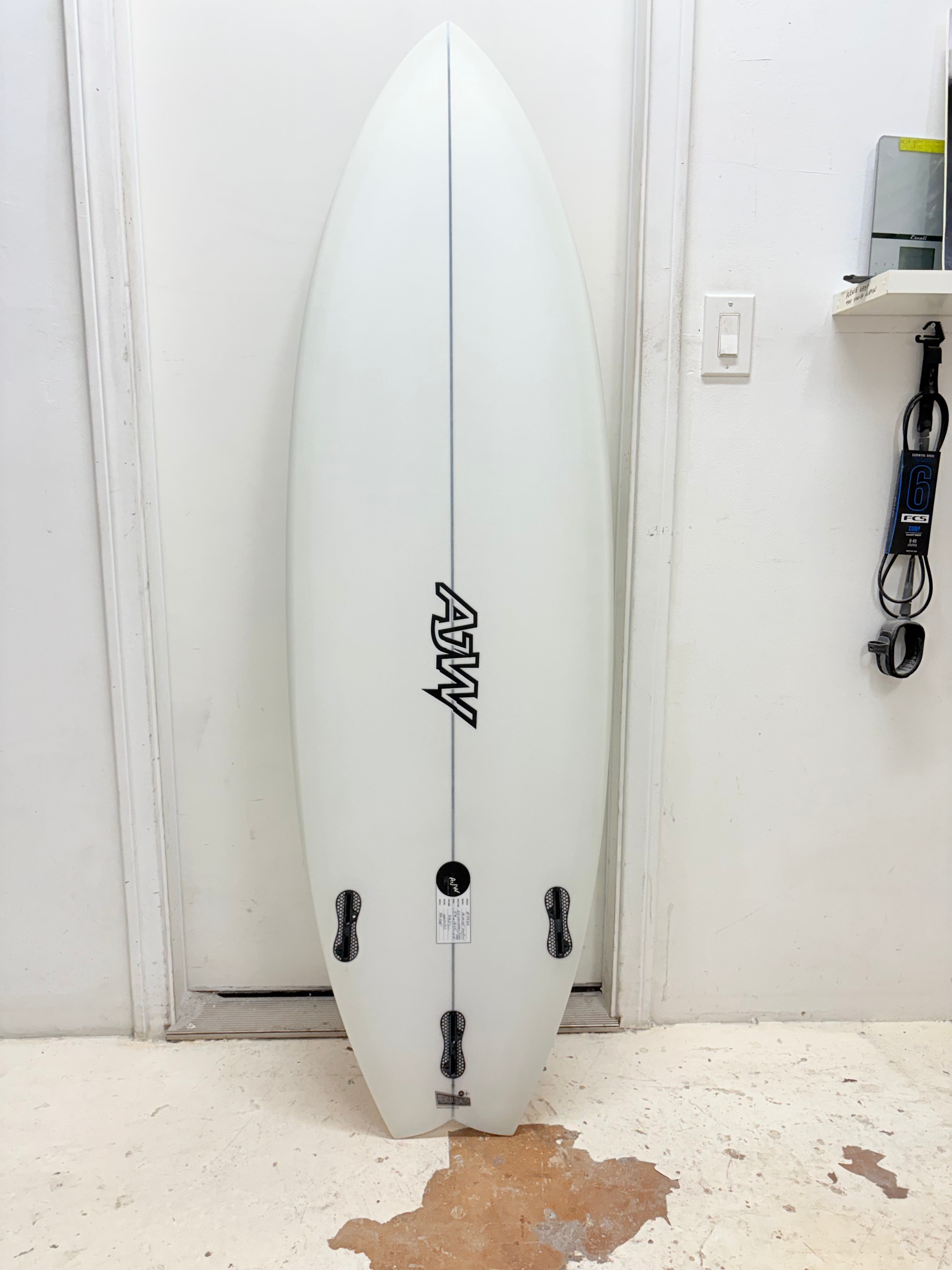 (NEW) Acid Cat II 5'9 x 19.25 x 2.5 29.5L Futures