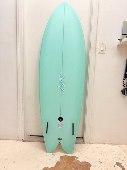 (NEW) Classic Twin 5'10 x 20.75 x 2.45 34.33L Futures