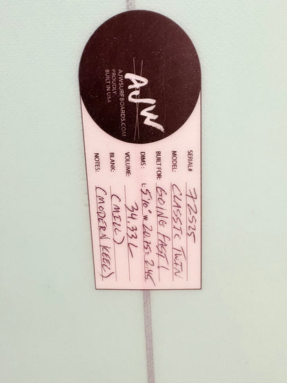 (NEW) Classic Twin 5'10 x 20.75 x 2.45 34.33L Futures