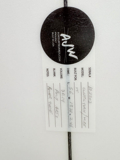 (NEW) Classic Twin 5'6 x 19.38 x 2.46 30.14L FCS II