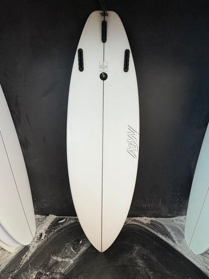 (USED) Jacob Burke X-Stump 5'7 x 19 x 2.35 27L Futures